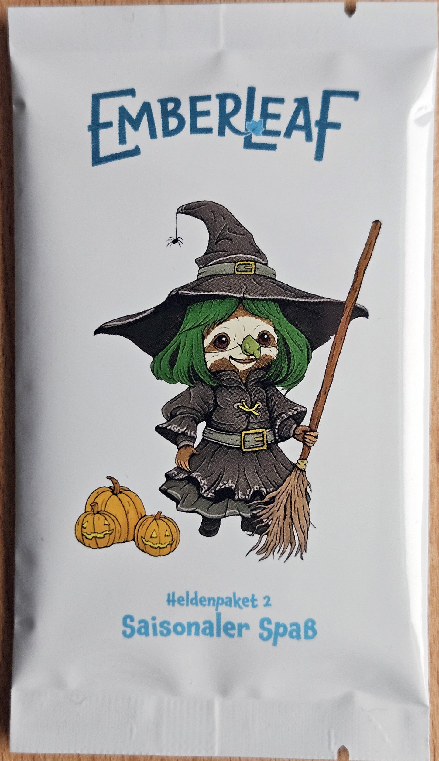 Emberleaf Bundle (DE): Erweiterungen Heldenpaket 1, 2 & 3, Startdecks F & G, Saisonaler Spaß